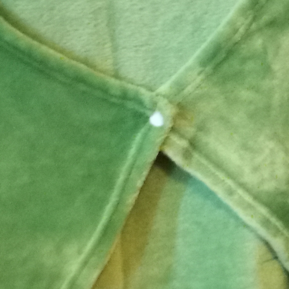 Miniso Cartoon Green Snugible Kids Wearable Blanket Sloungy Fleece Nestle Hooded - Picture 8 of 8